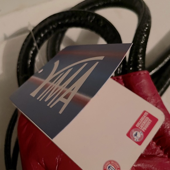 Oklahoma OU University purse with rose accent. - Picture 4 of 7